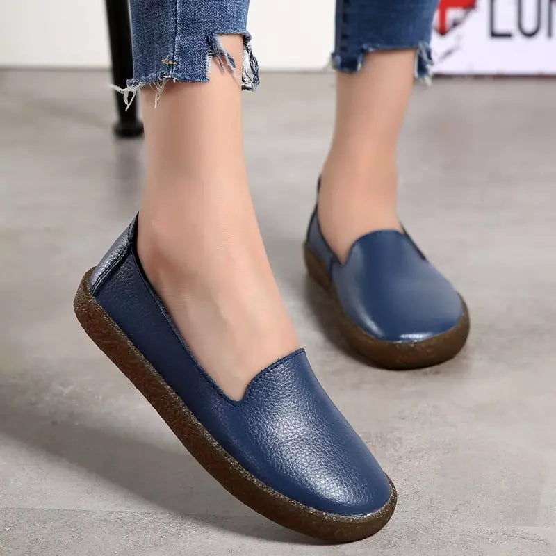 Mocassim Feminino Casual Violeta em Couro Confortável