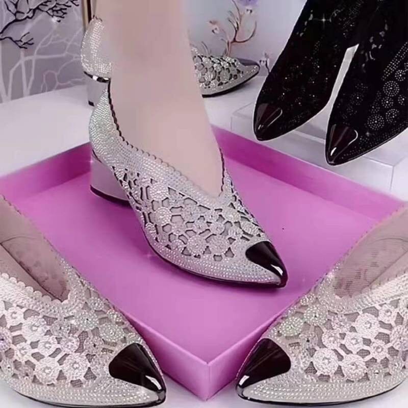 Sapato Ortopédico Elegante de Salto Carmezita